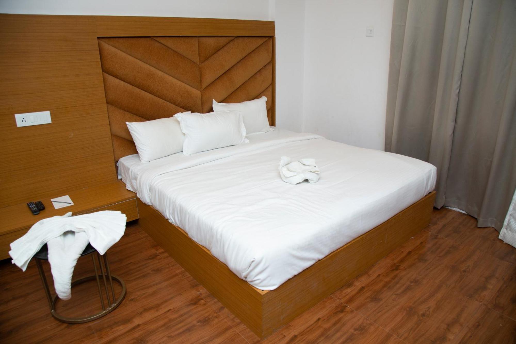 Hotel Virasat By Bookingcare Chhatarpur Ngoại thất bức ảnh